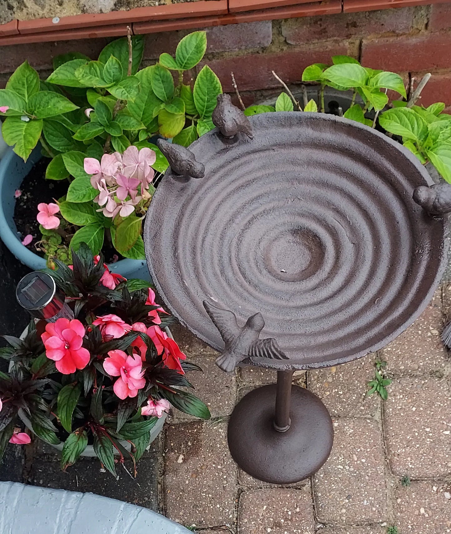 Bird Bath on Pole - Cast Iron (Large)