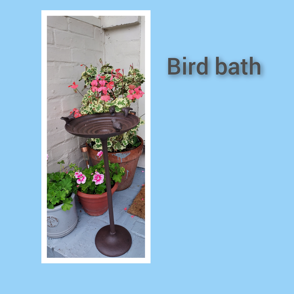 Bird Bath on Pole - Cast Iron (Large)